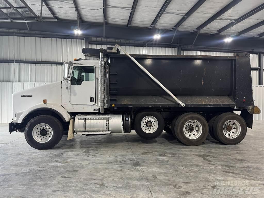 Kenworth T800 Sora- ja kippiautot