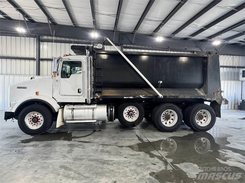 Kenworth T800 Sora- ja kippiautot