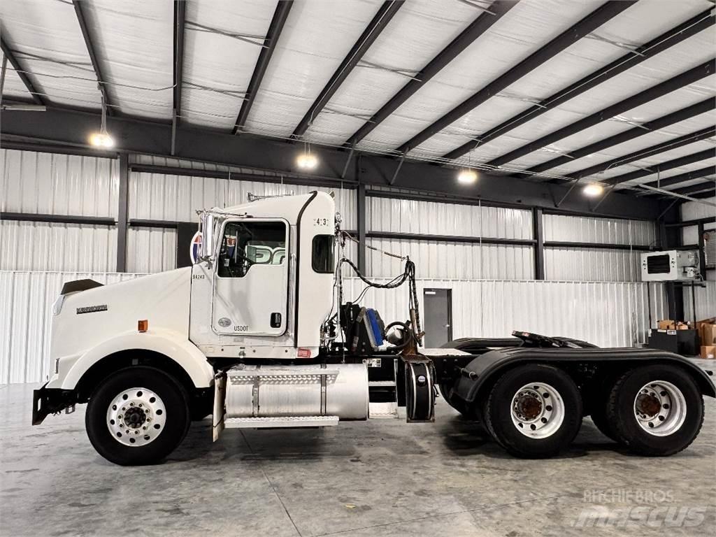Kenworth T800 Vetopöytäautot