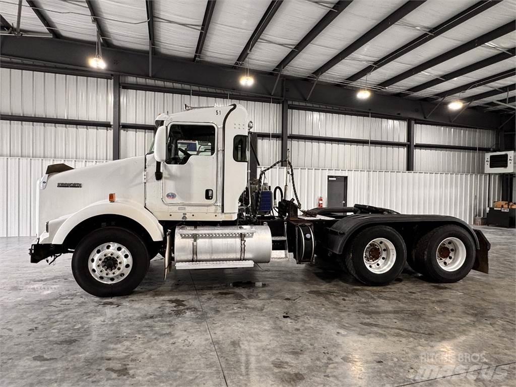 Kenworth T800 Vetopöytäautot
