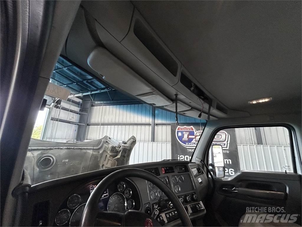 Kenworth T880 Vetopöytäautot