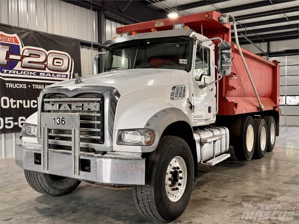 Mack GU713 Sora- ja kippiautot