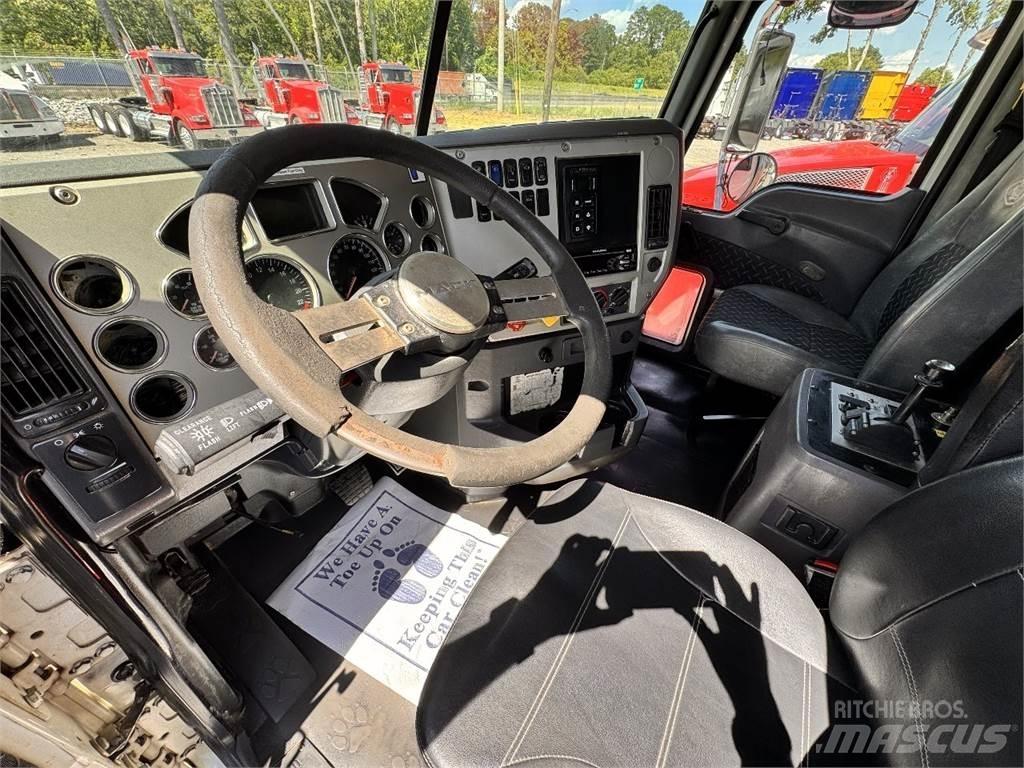 Mack GU713 Sora- ja kippiautot