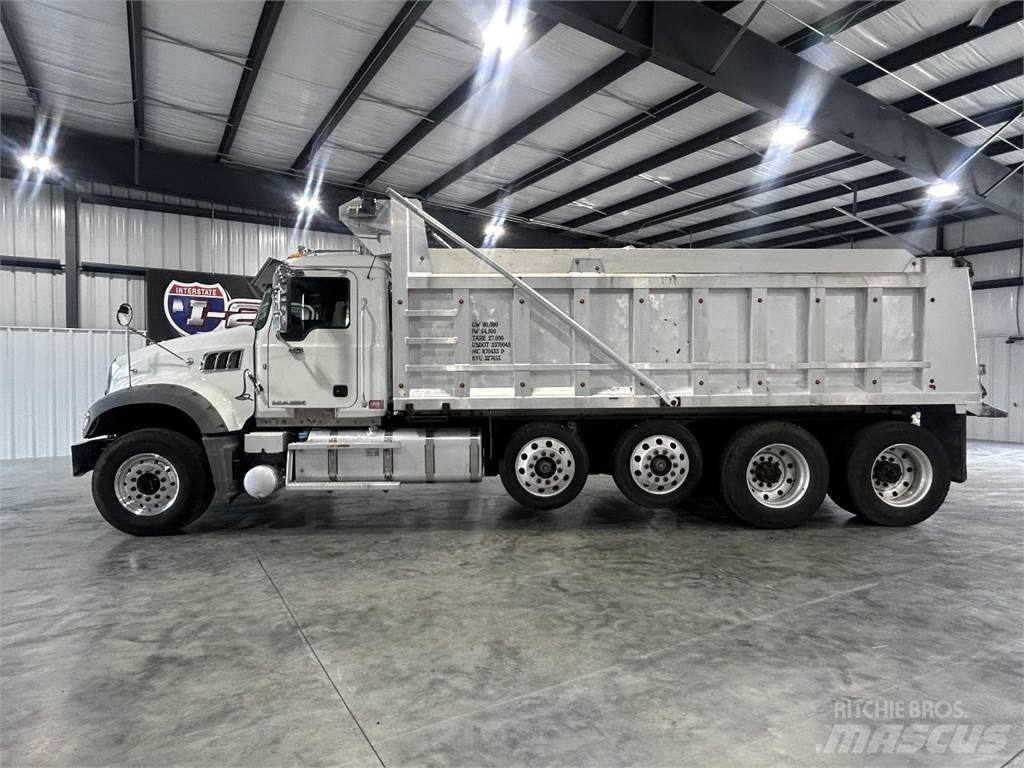 Mack GU713 Sora- ja kippiautot
