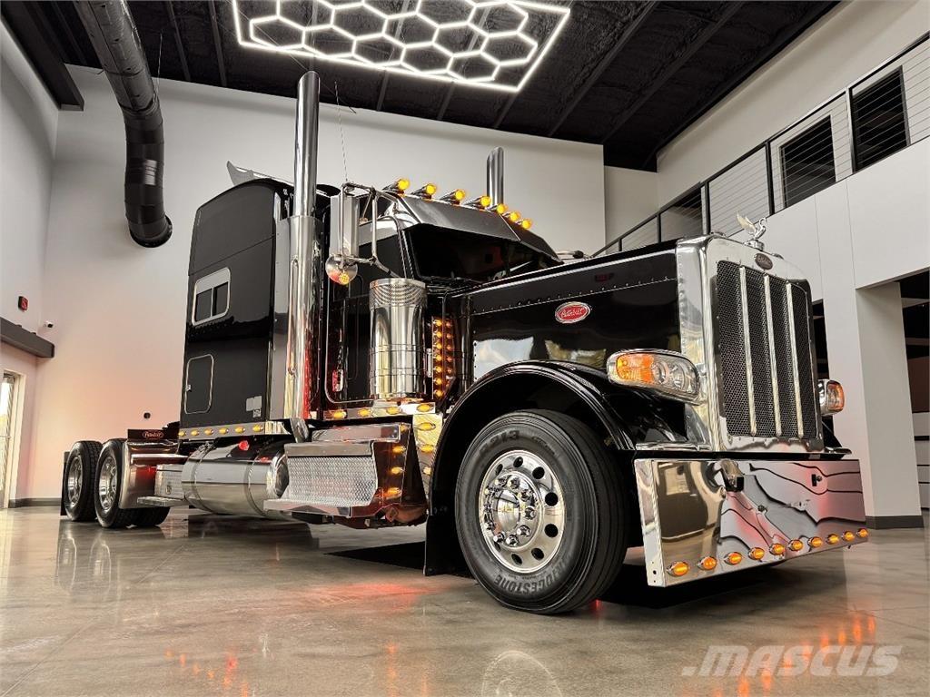 Peterbilt 389 Vetopöytäautot