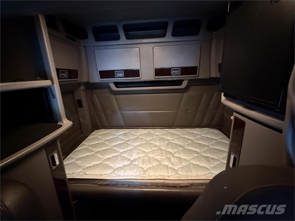 Peterbilt 389 Vetopöytäautot