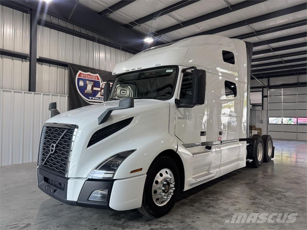 Volvo VNL760 Vetopöytäautot