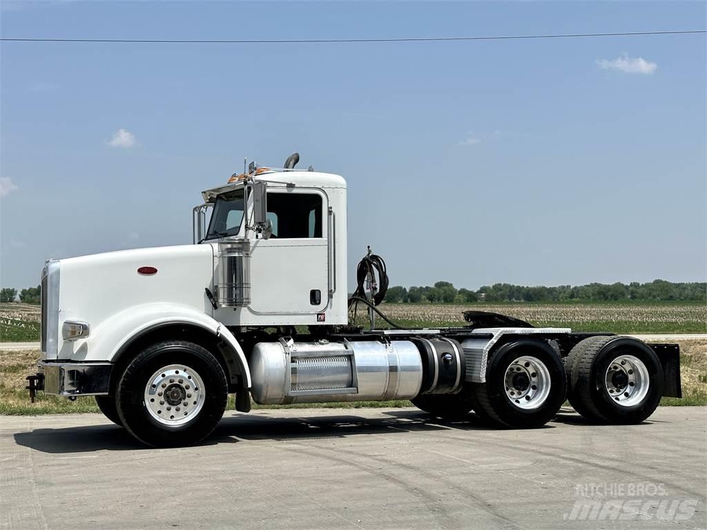 Peterbilt 367 Vetopöytäautot