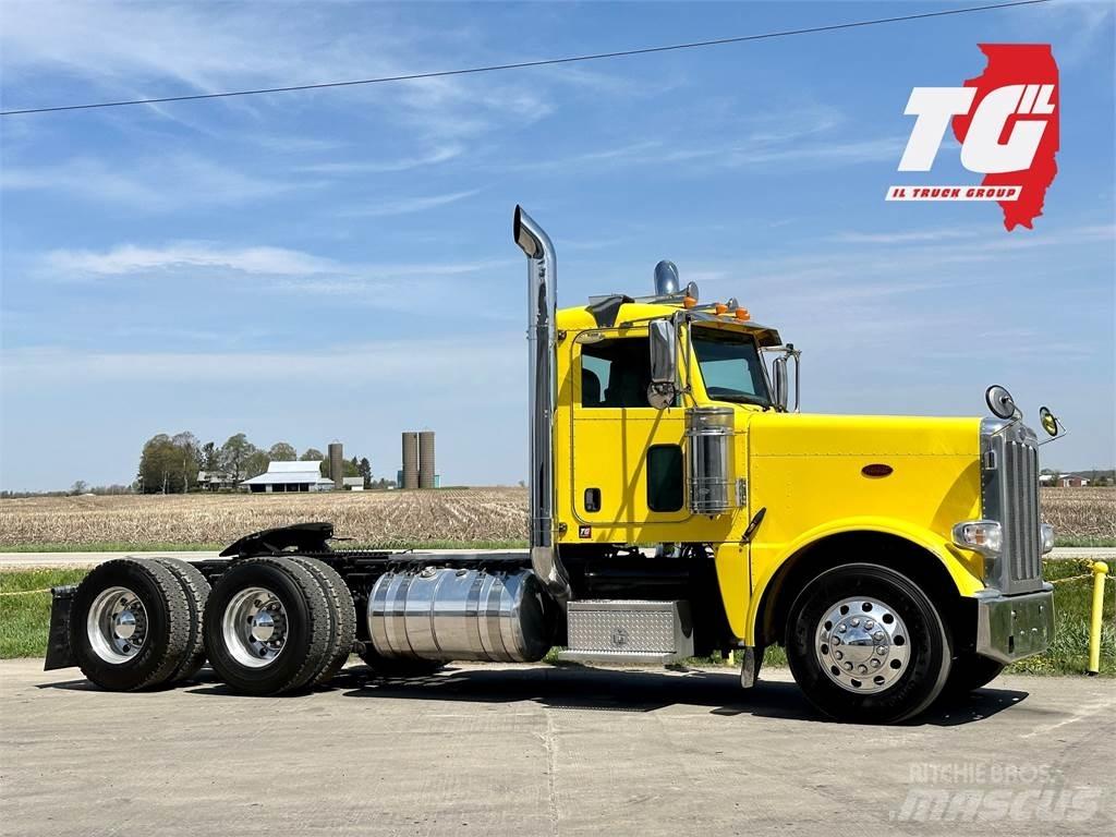 Peterbilt 389 Vetopöytäautot