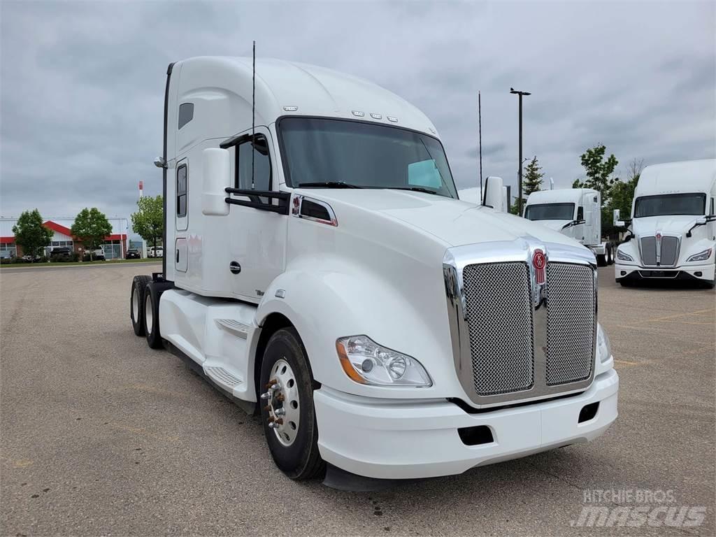 Kenworth T680 Vetopöytäautot