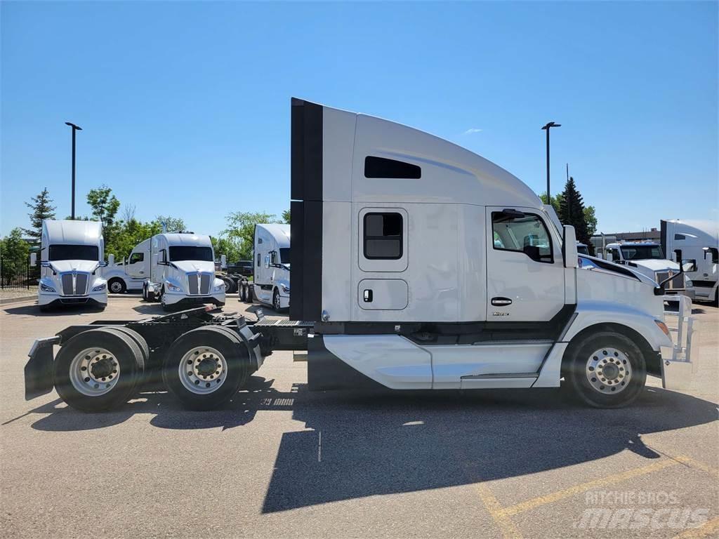 Kenworth T680 Vetopöytäautot