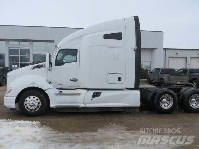 Kenworth T680 Vetopöytäautot