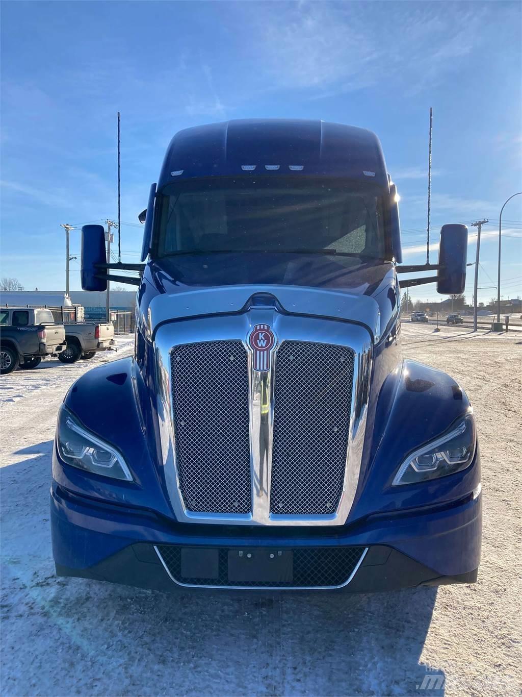 Kenworth T680 Vetopöytäautot