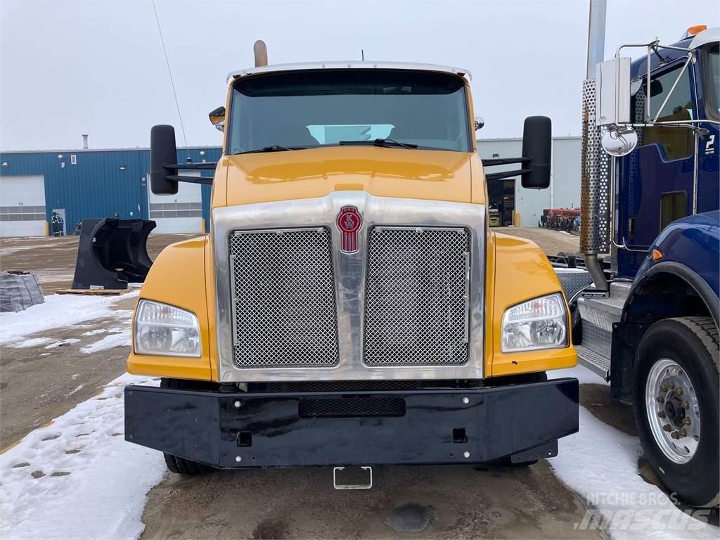 Kenworth T880 Vetopöytäautot