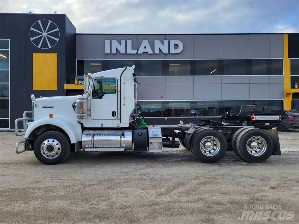 Kenworth W900 Kuorma-autoalustat