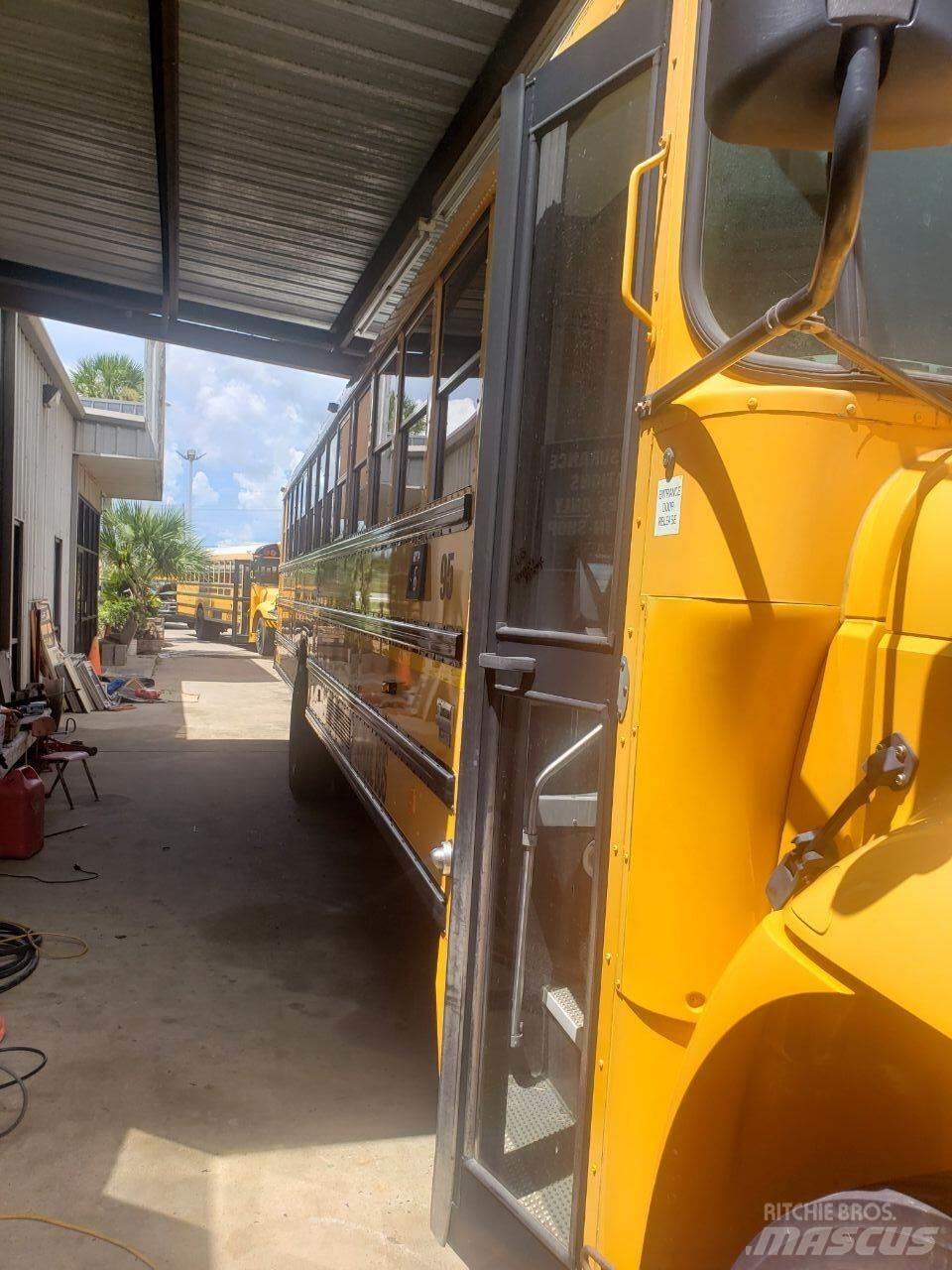 IC Bus CE300 Muut bussit