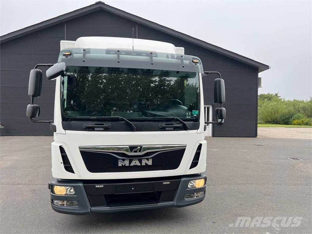 MAN TGL 12.220 Umpikorikuorma-autot