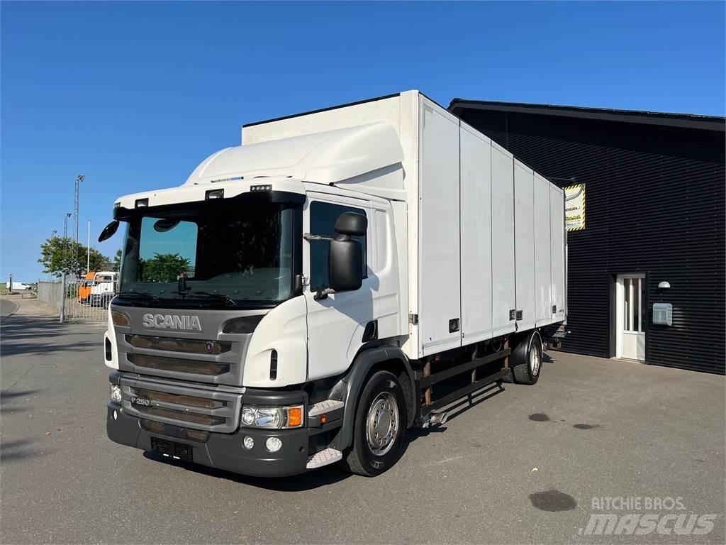 Scania P250 Umpikorikuorma-autot