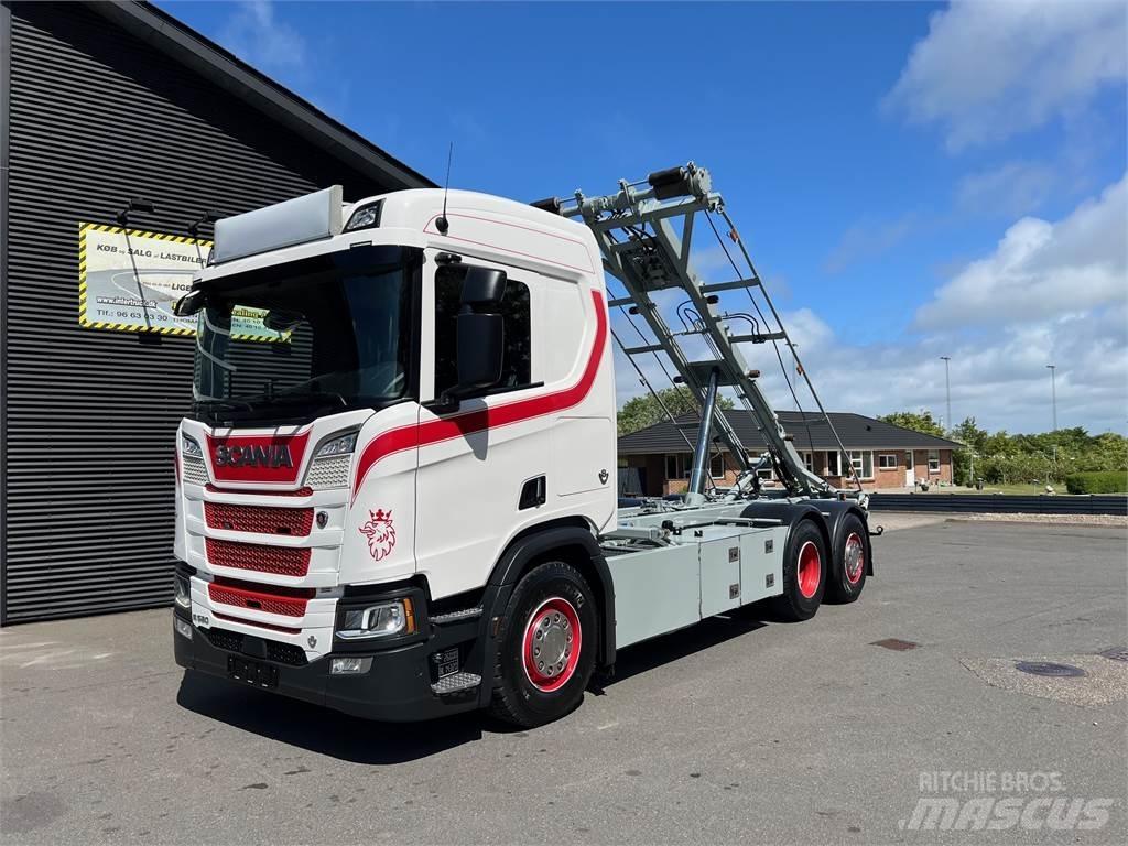 Scania R520 hejs Vaihtolava-autot