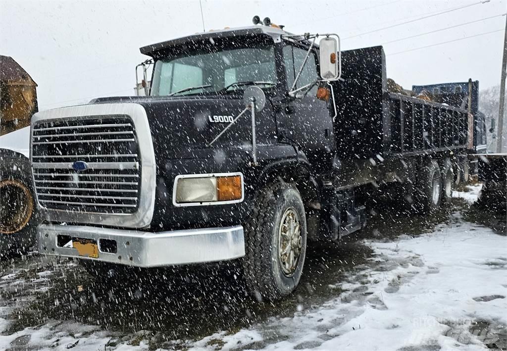 Ford L9000 Muut