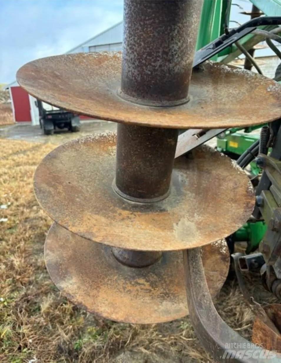 John Deere 637 Muut