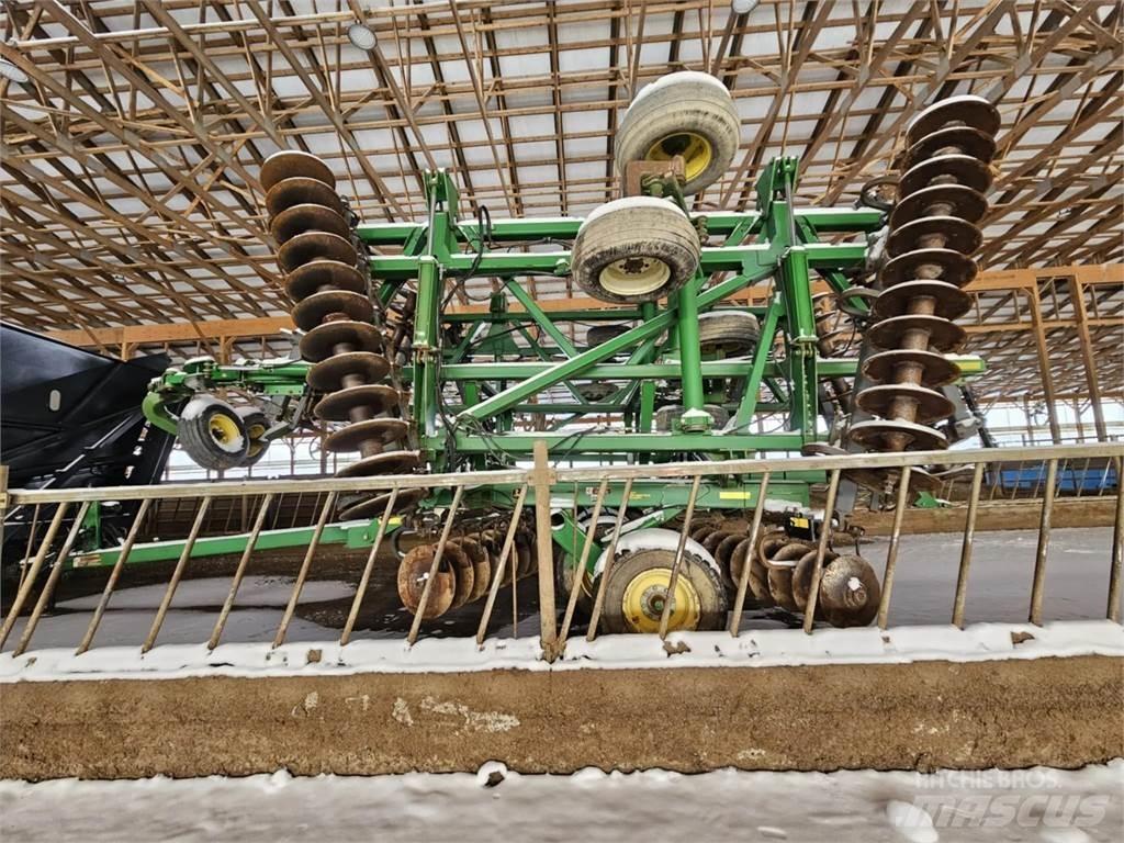 John Deere 637 Muut