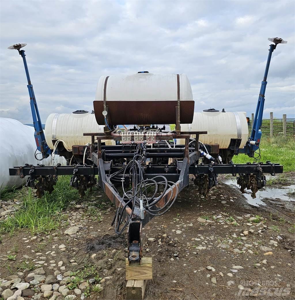 Kinze 3000 Muut