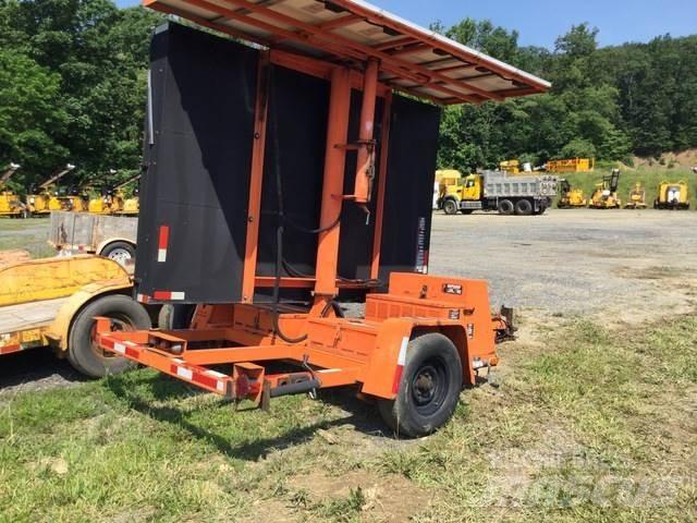 Addco DH-1000 Valopylväät