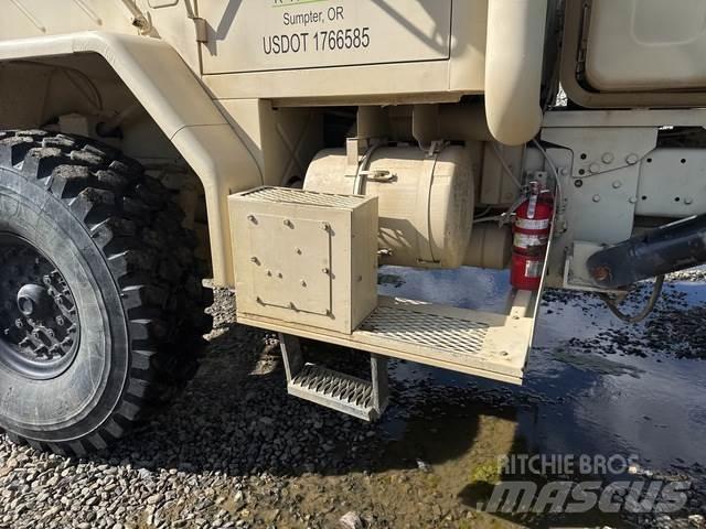 BMY M923A2 Muut koneet