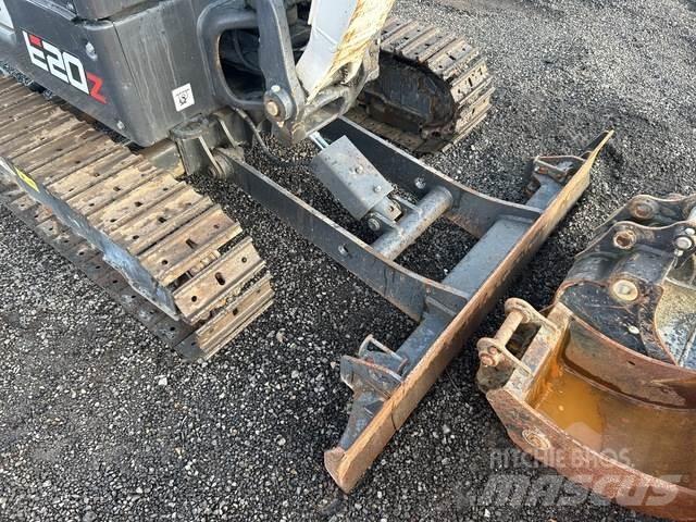 Bobcat E20Z Minikaivukoneet < 7t