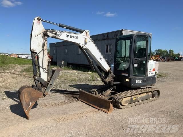 Bobcat E42 Telakaivukoneet