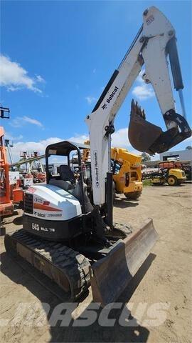 Bobcat E45 Telakaivukoneet