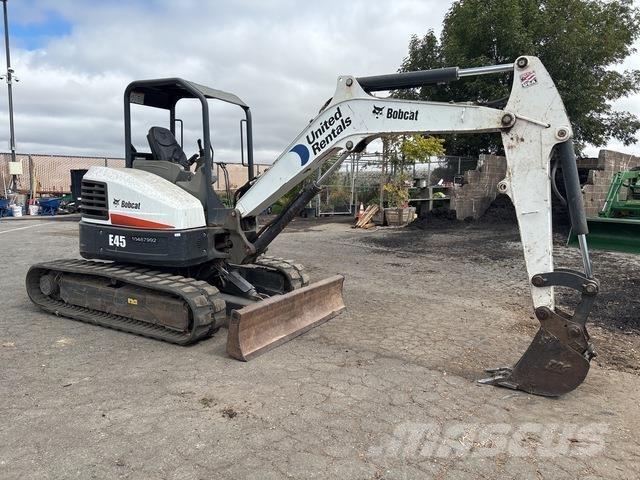Bobcat E45 Telakaivukoneet