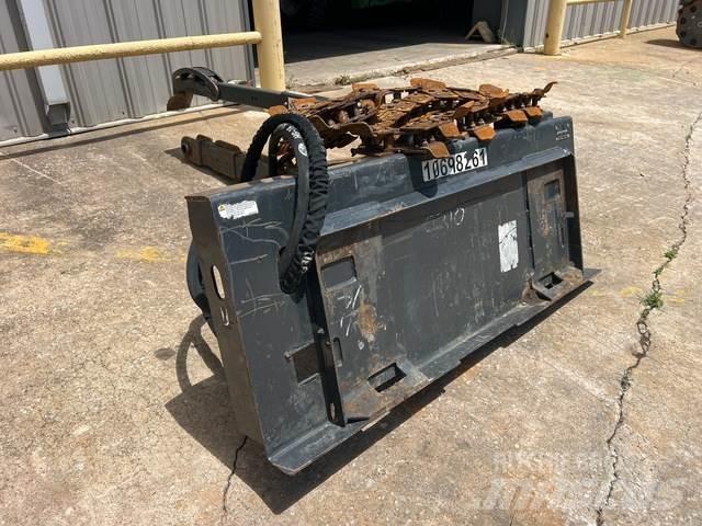 Bobcat LT313 Ketjukaivurit