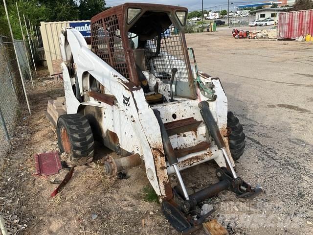 Bobcat S250 Liukuohjatut kuormaajat