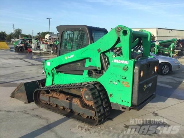 Bobcat T740 Liukuohjatut kuormaajat