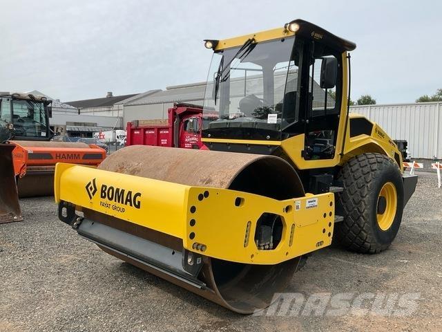 Bomag BW211 D Yksivalssijyrät