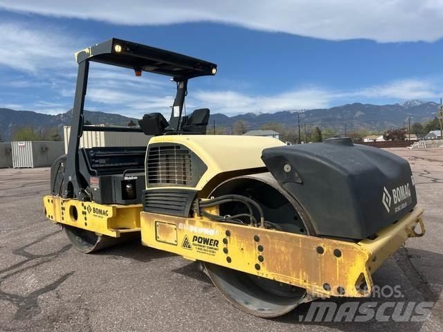 Bomag BW266AD Kumipyöräjyrät