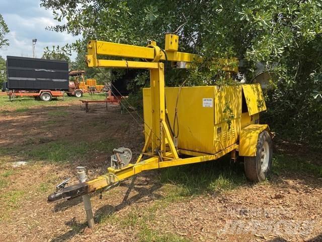 Boss BGK64M II Valopylväät