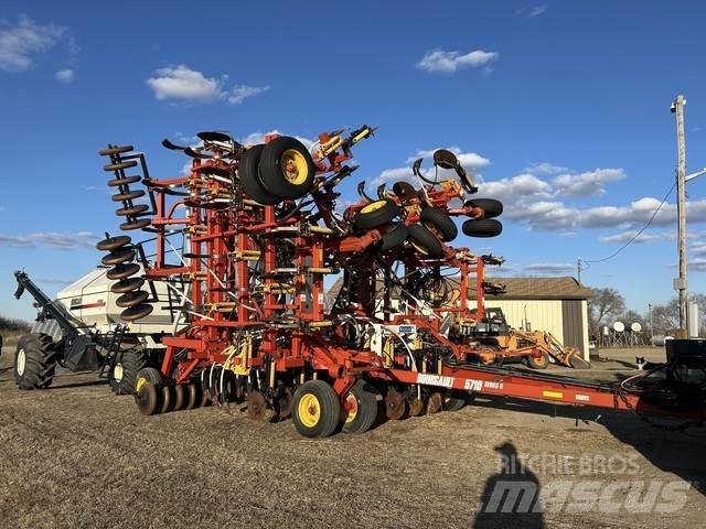 Bourgault 5710 Kylvökoneet