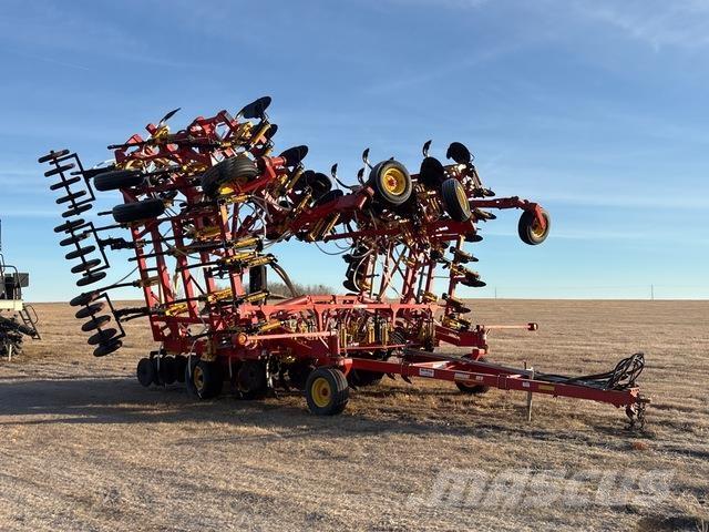 Bourgault 8810 Kylvökoneet
