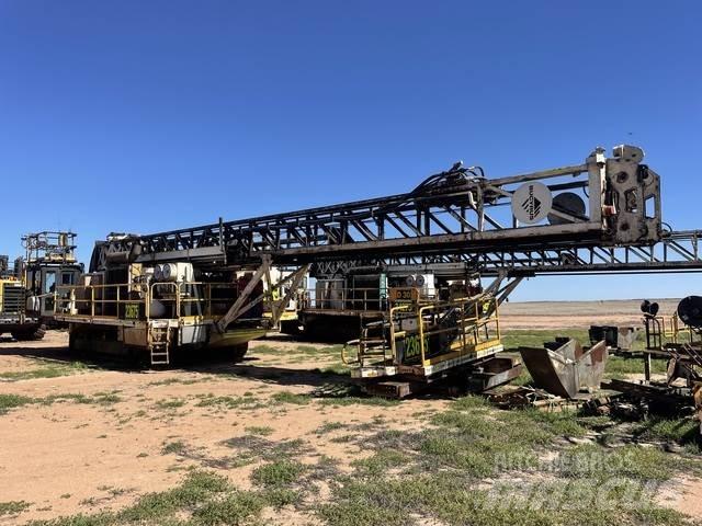Bucyrus SKSS-16 Avolouhintaporauslaitteet