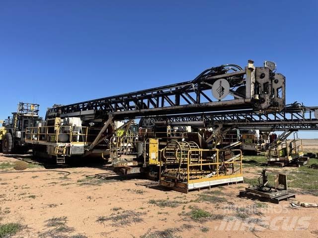 Bucyrus SKSS-16 Avolouhintaporauslaitteet