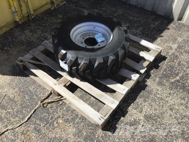  Camso SKS532 Renkaat ja vanteet