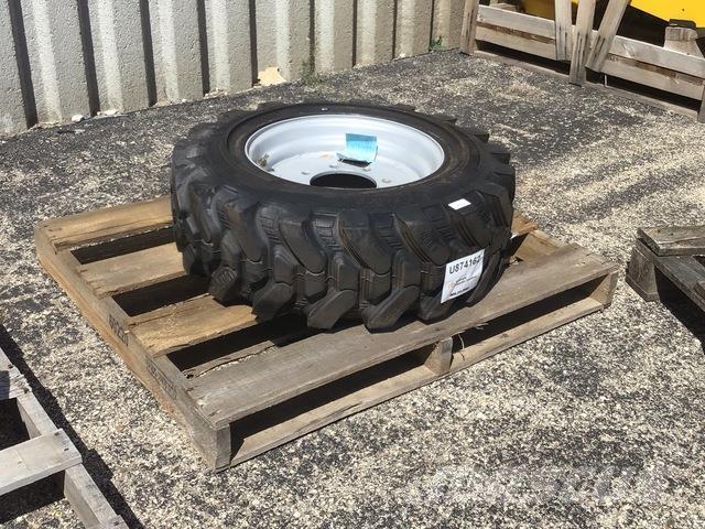  Camso SKS732 Renkaat ja vanteet