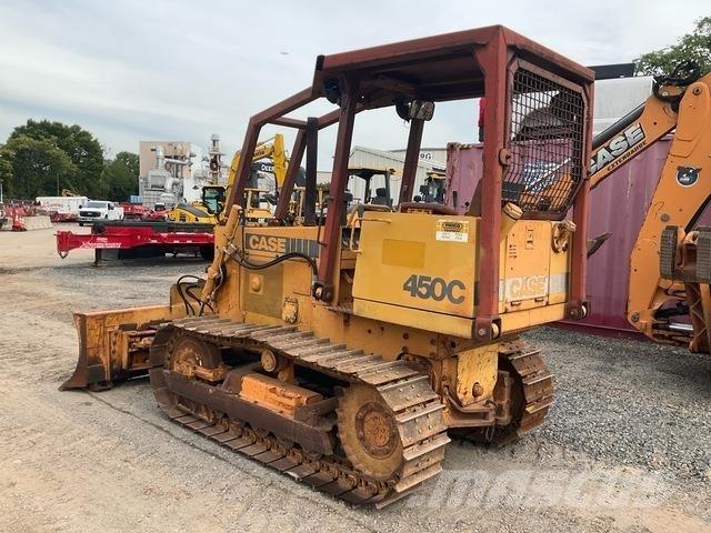 CASE 450C Telaketjupuskutraktorit