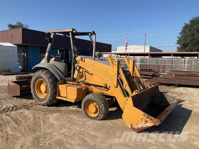 CASE 570 MXT Etukuormaimet ja kaivuulaitteet