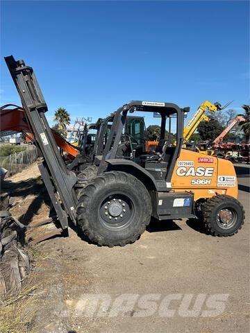 CASE 586H Maastotrukit