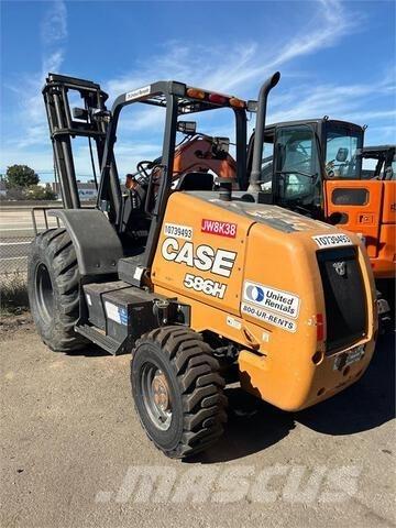 CASE 586H Maastotrukit