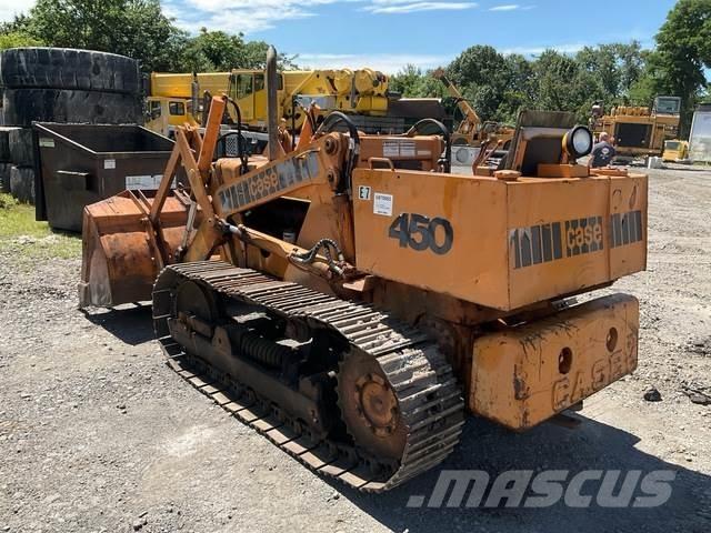 CASE D450 Telakuormaajat